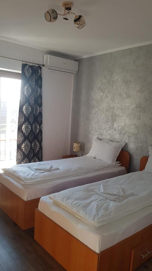 Apartament Teo การันเซเบช ภายนอก รูปภาพ