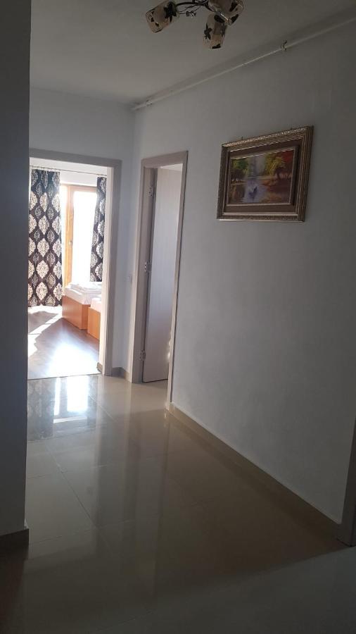 Apartament Teo การันเซเบช ภายนอก รูปภาพ